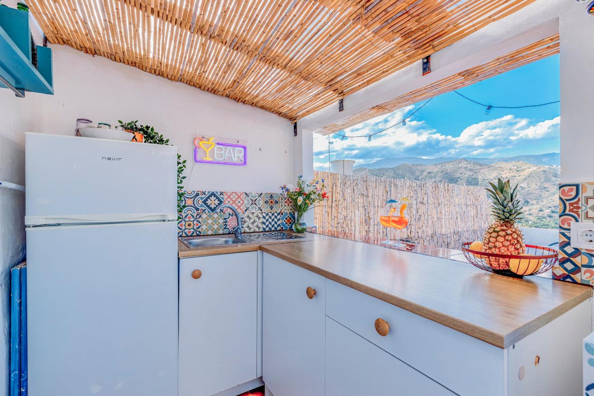 Casa De La Montana Apartments Sayalonga Ngoại thất bức ảnh