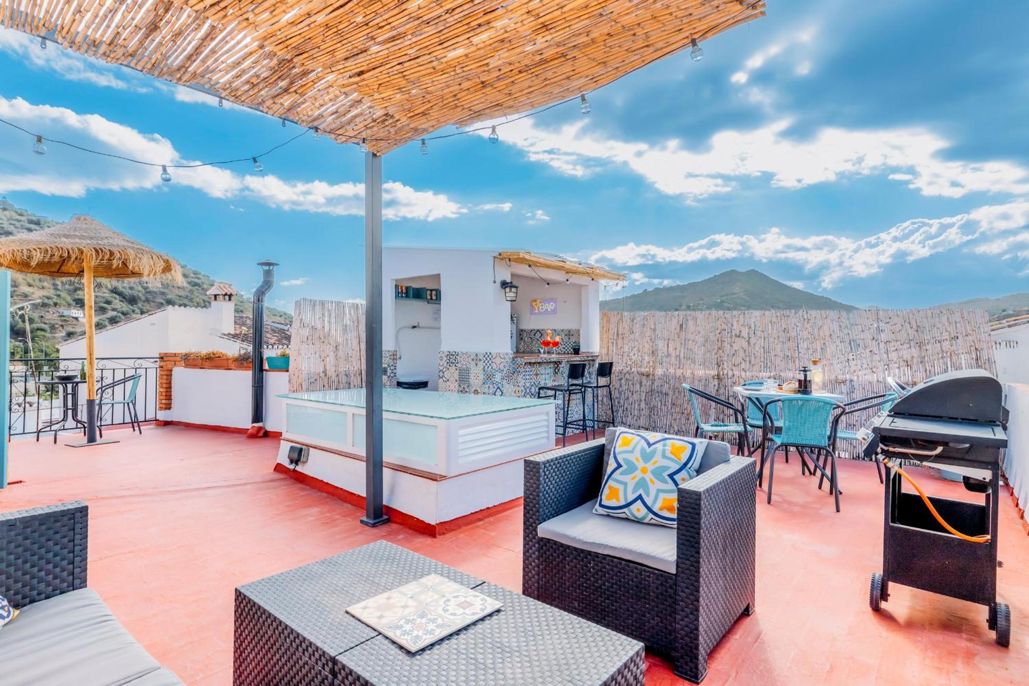 Casa De La Montana Apartments Sayalonga Ngoại thất bức ảnh