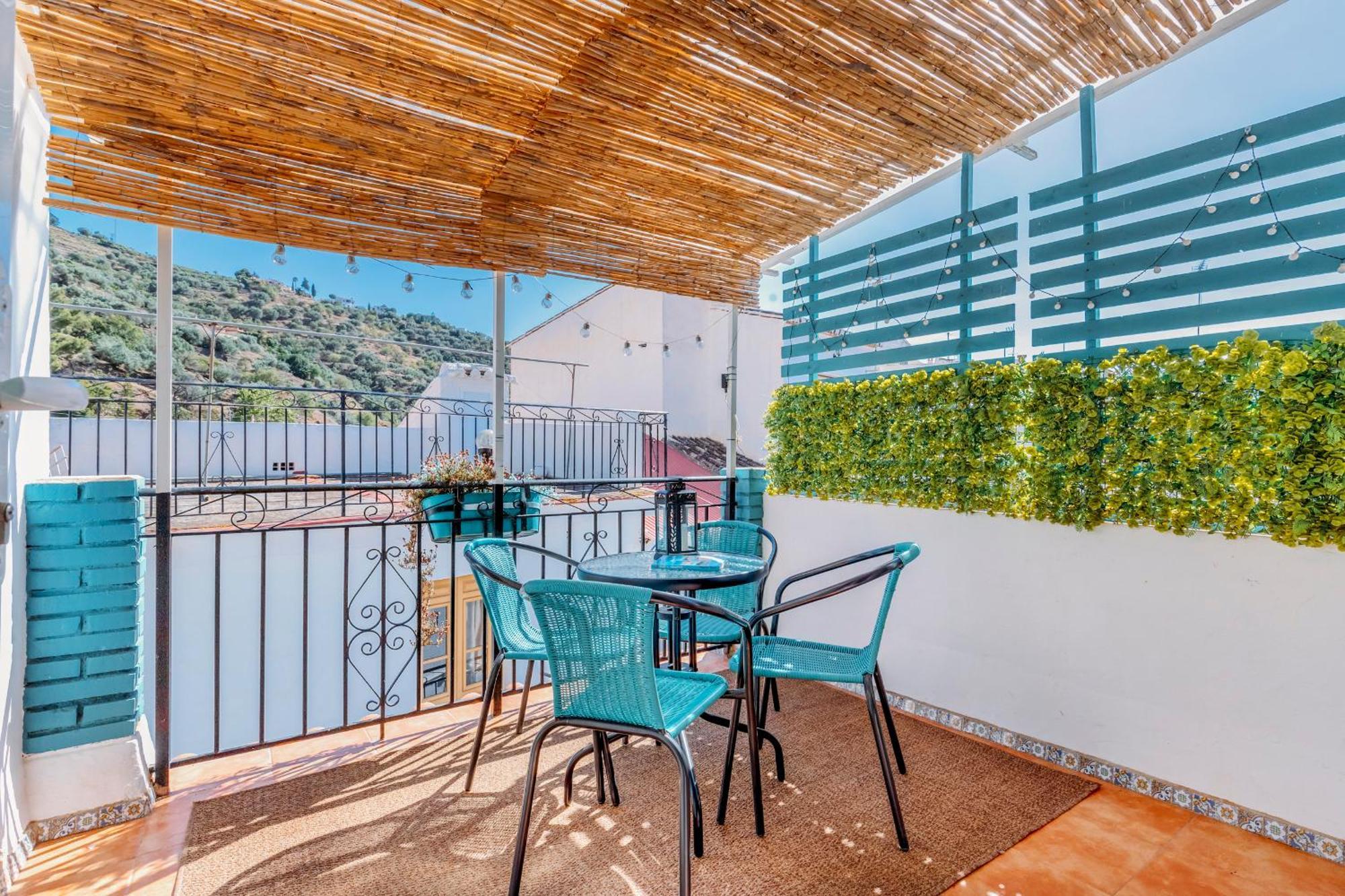 Casa De La Montana Apartments Sayalonga Ngoại thất bức ảnh